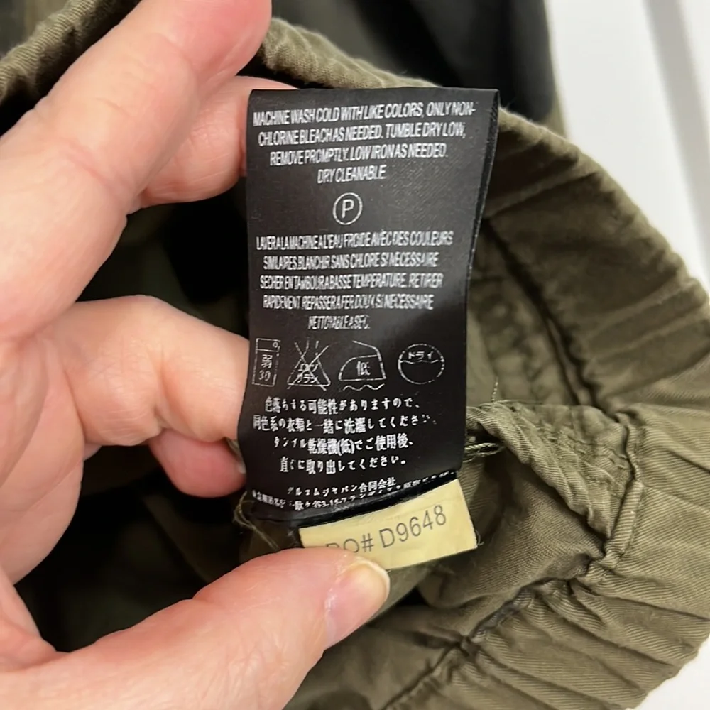 Volcom Small Green and Brown Camouflage Bomber Jacket with Pockets